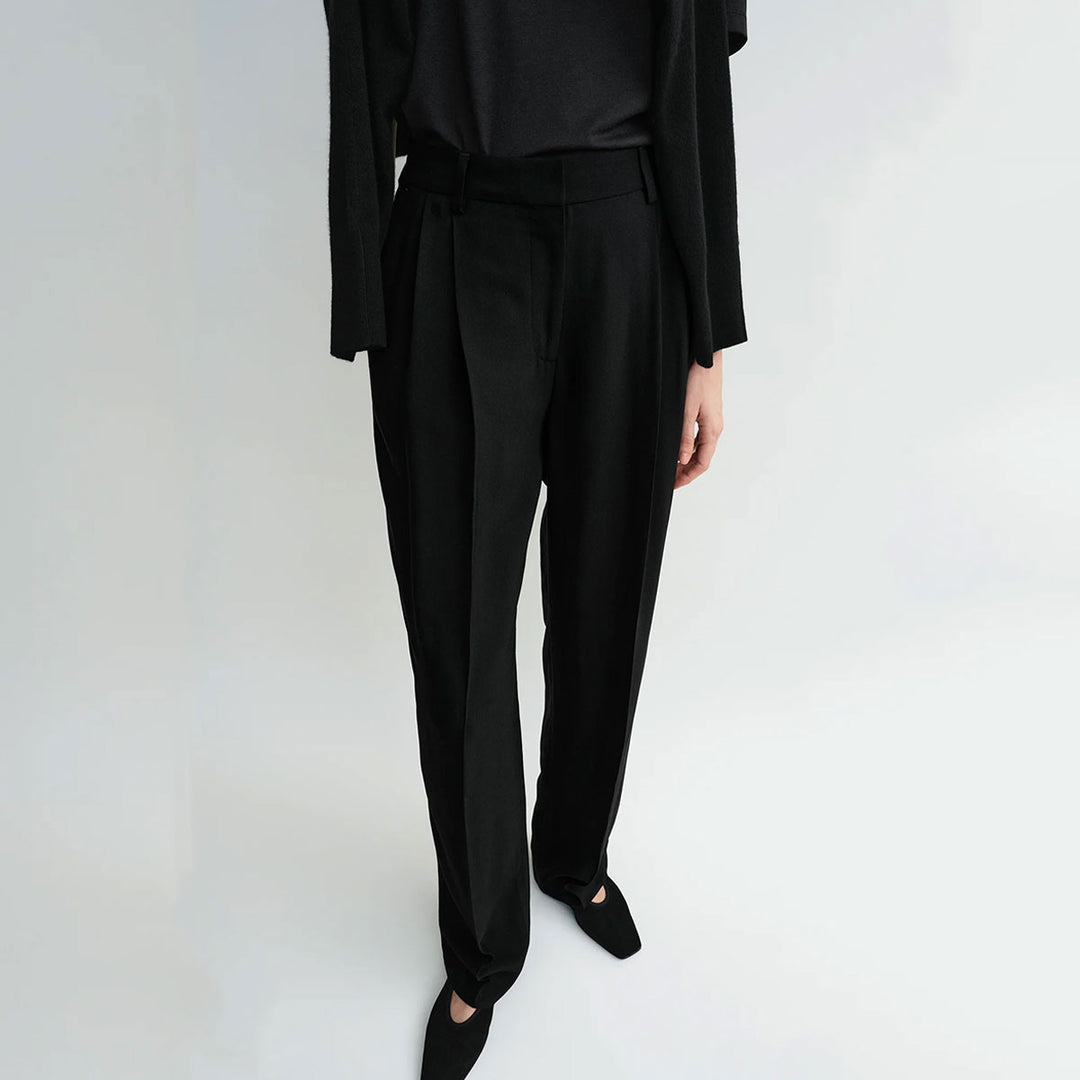 TOTEME - Double-pleat fluid trousers