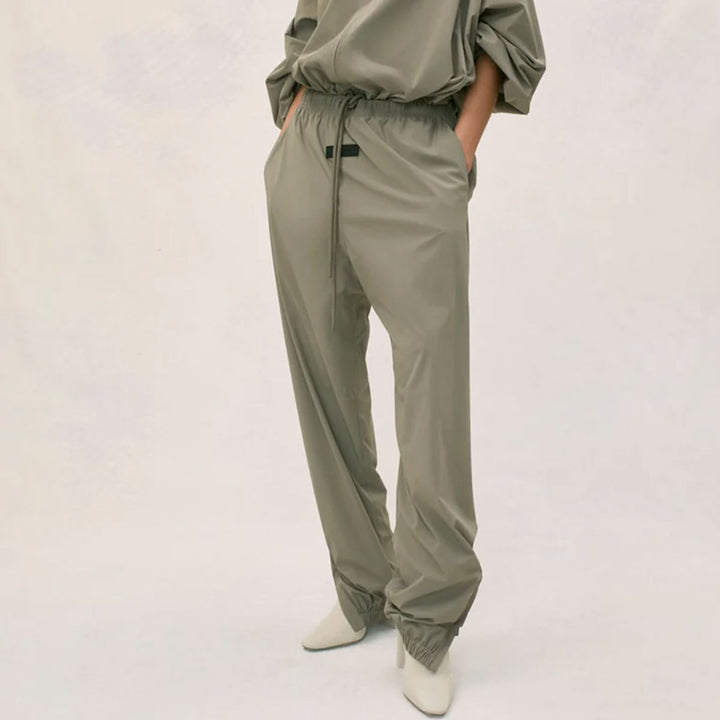 Fear of God ESSENTIALS - NYLON TRACK PANT