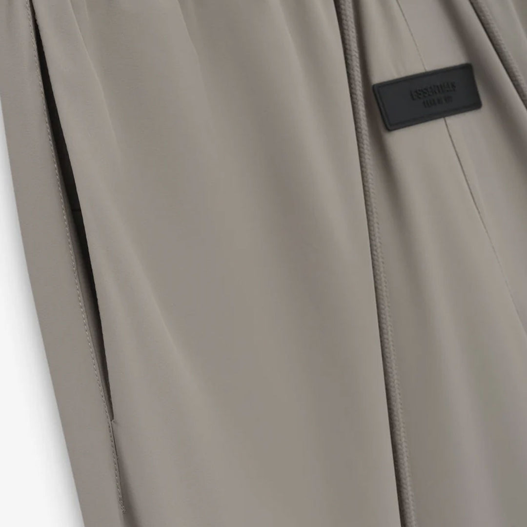 Fear of God ESSENTIALS - NYLON RUNNING SHORT