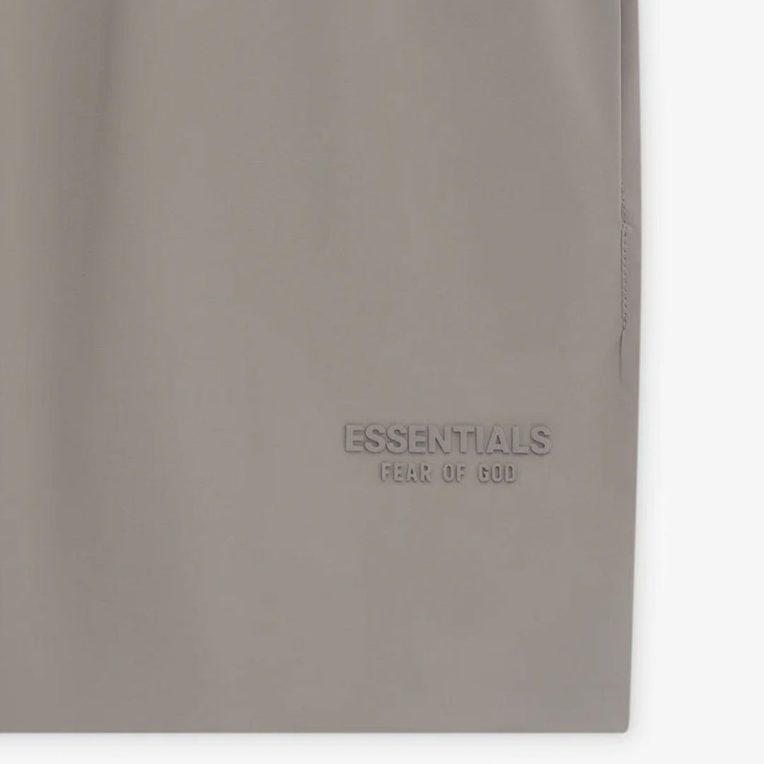 Fear of God ESSENTIALS - NYLON RUNNING SHORT