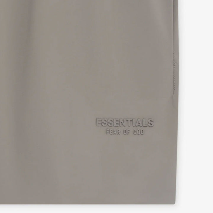 Fear of God ESSENTIALS - NYLON RUNNING SHORT