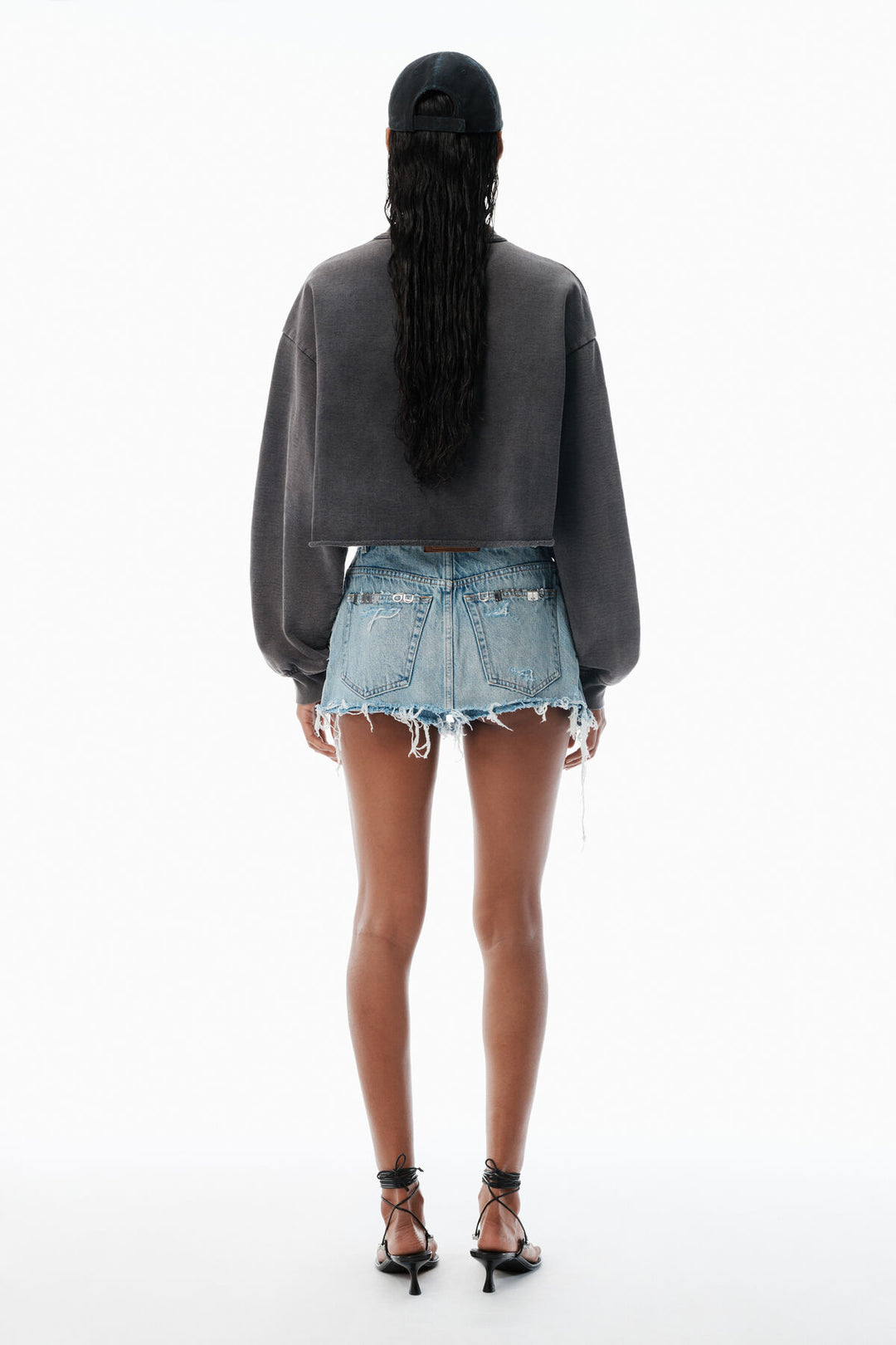 Alexander Wang - ブラック クロップド スウェットシャツ ロゴ入り