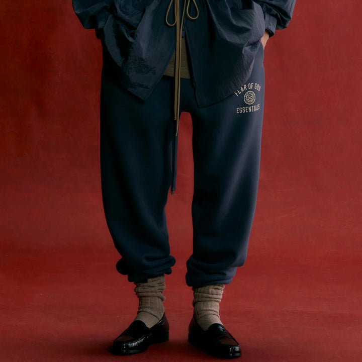 Fear of God ESSENTIALS - Fleece Essential Sweatpant