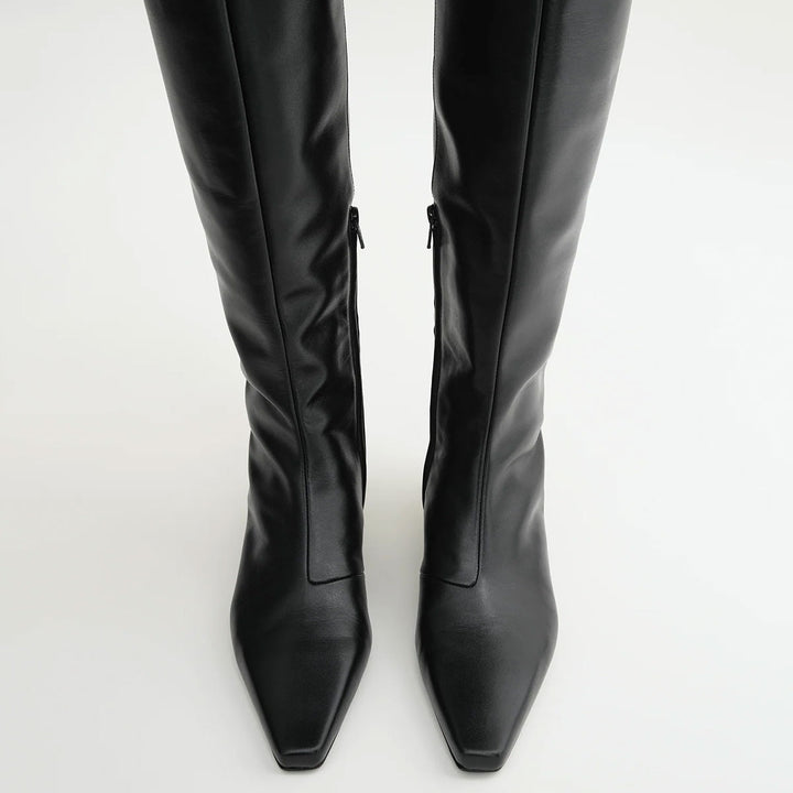 TOTEME - The Slim Knee-High Boot black