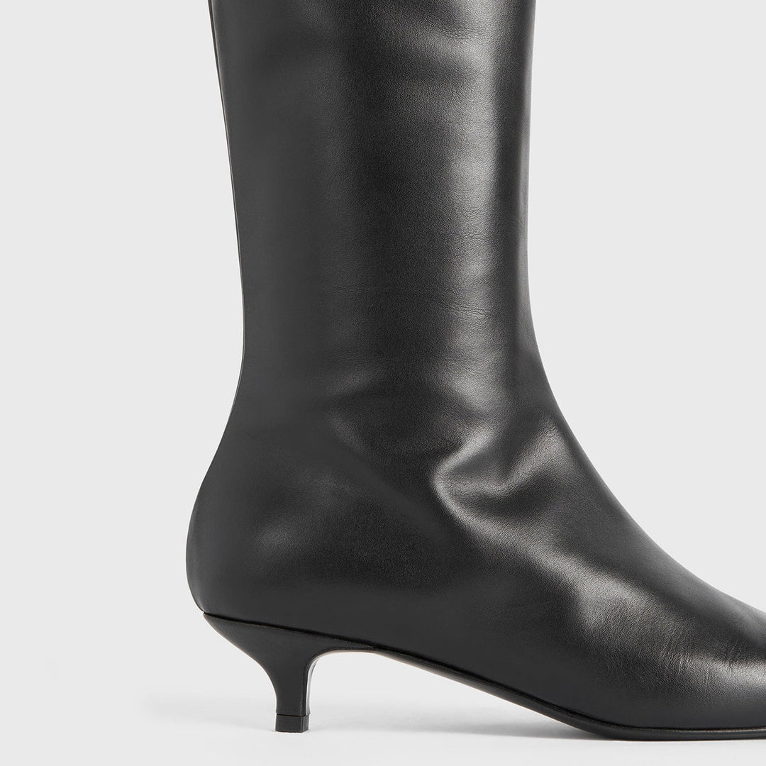 TOTEME - The Slim Knee-High Boot black