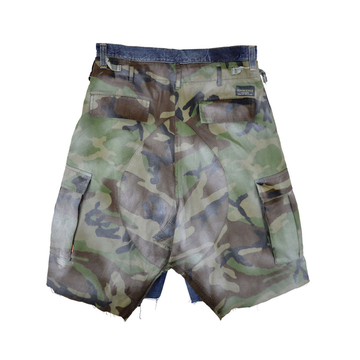 INNOCENCE NY - CAMO KILT DENIM SHORTS【34】