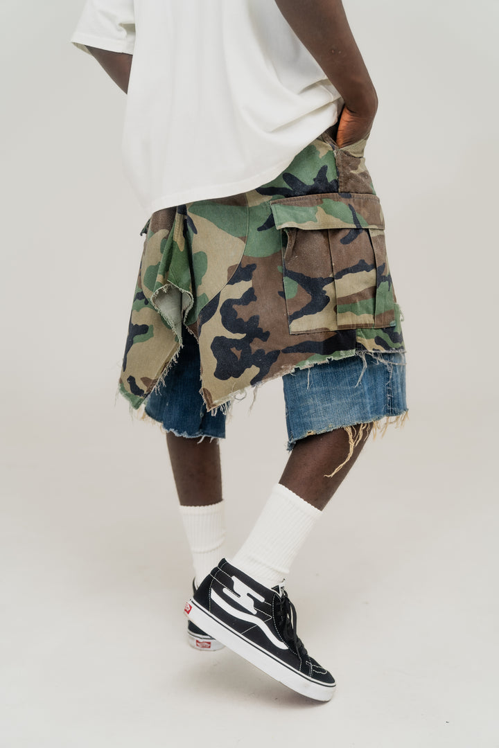 INNOCENCE NY - CAMO KILT DENIM SHORTS【32】