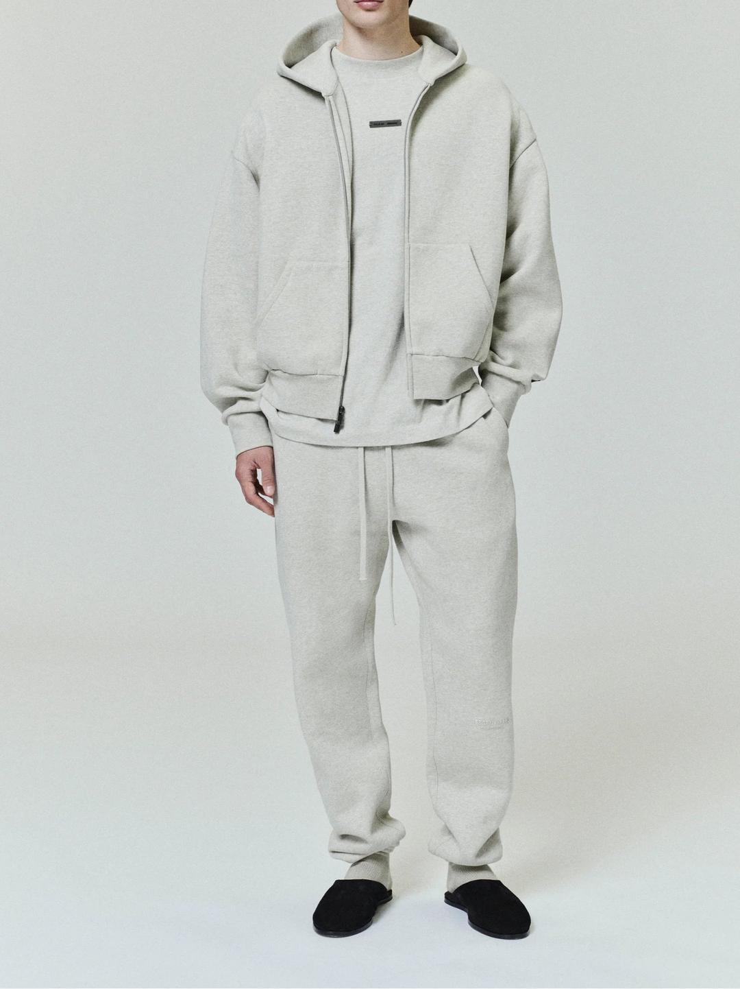 Fear of God ESSENTIALS - Classic Fleece Zip-Up Hoodie