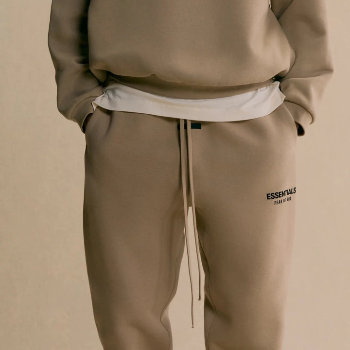 Fear of God ESSENTIALS - Fleece Essential Sweatpant