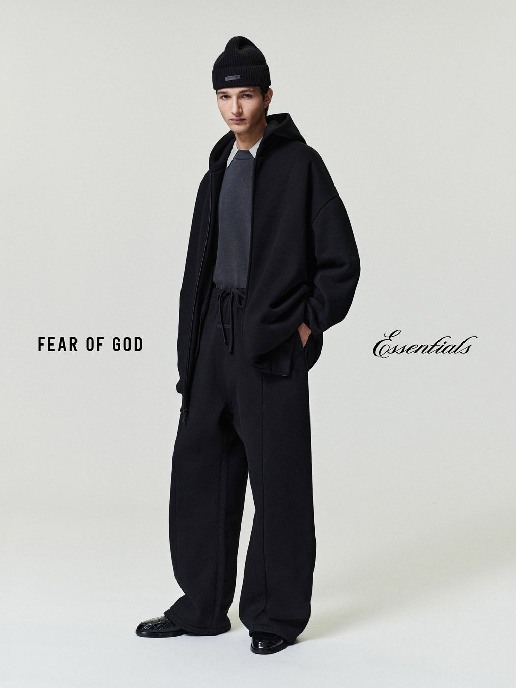 ESSENTIALS Spring 2026 - 3/14発売