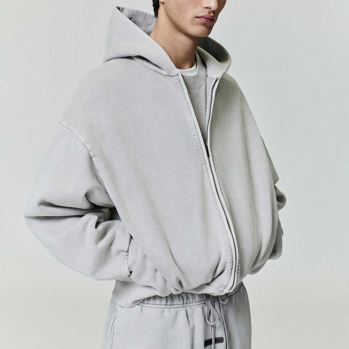 ESSENTIALS (エッセンシャルズ) | Embroidered Classic Full Zip