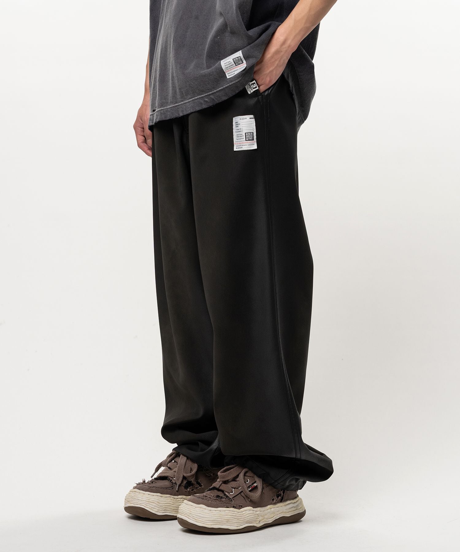 Maison MIHARA YASUHIRO (メゾンミハラヤスヒロ) | Coated Wide Pants
