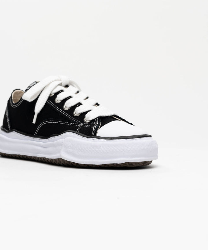 "PETERSON" OG Sole Canvas Low-top Sneakers