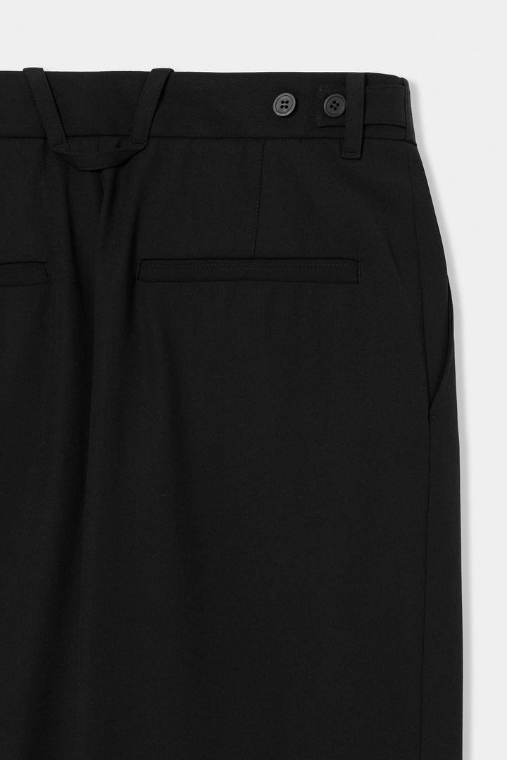 Black Side one-Tuck Wool Pants