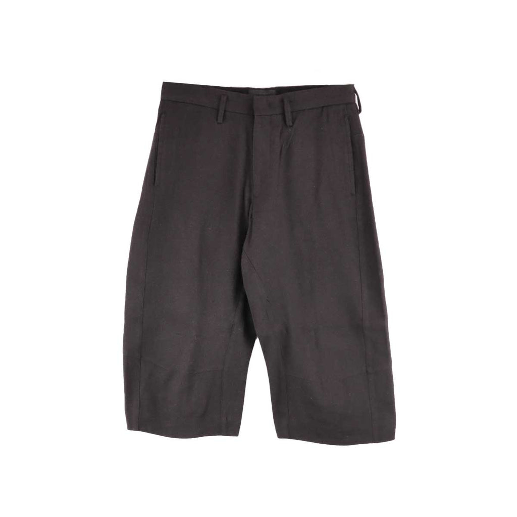 Omar Afridi | KNEE DARTED FLARE SHORTS