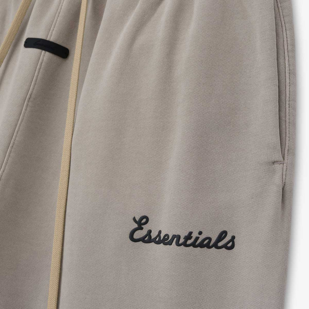 Fear of God ESSENTIALS - Training Classic Fit Flare Sweatpant