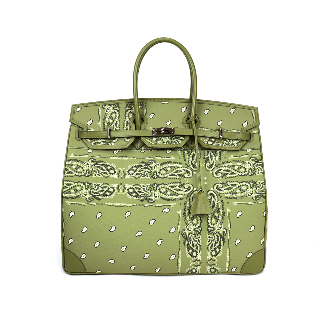 THE WORLD IS YOURS - Paisley Travel bag 50