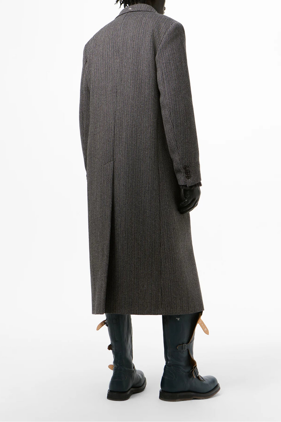 EXTENDED WHALE COAT