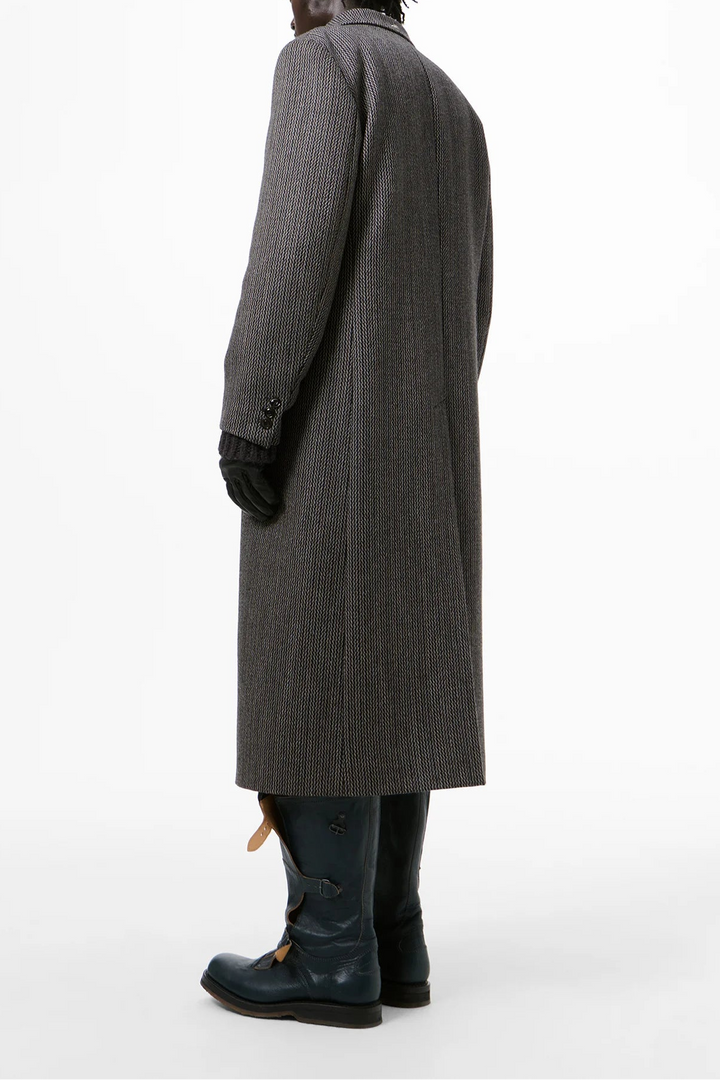 EXTENDED WHALE COAT