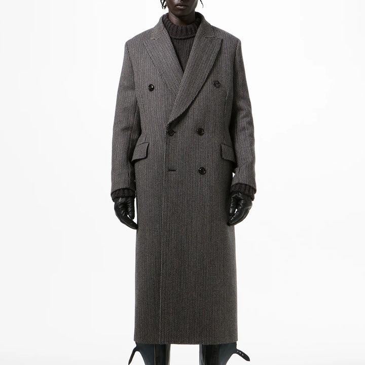 EXTENDED WHALE COAT