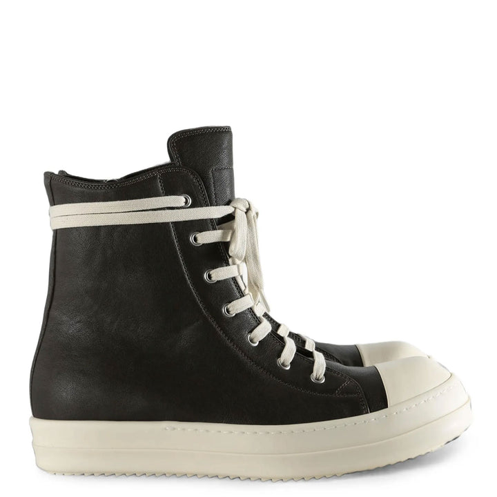 SNEAKS