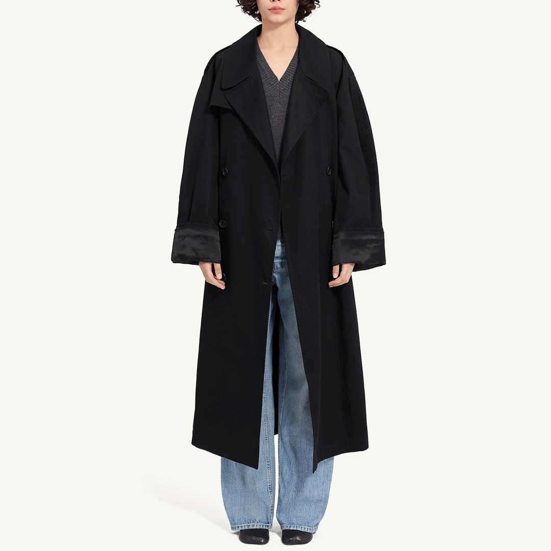 TRENCH COAT