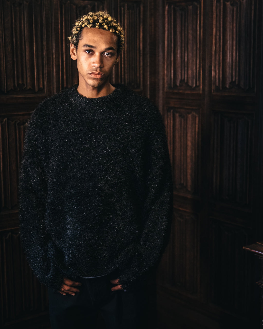 Crew Neck Knit/Glitter