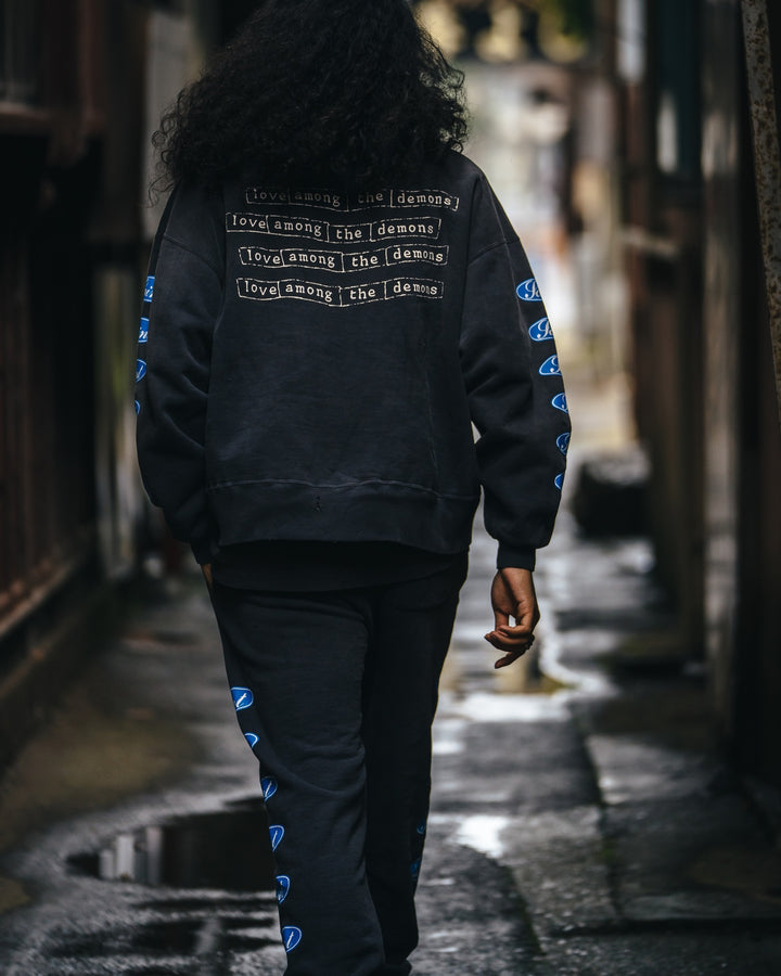 HOODIE/LOVE AMONG