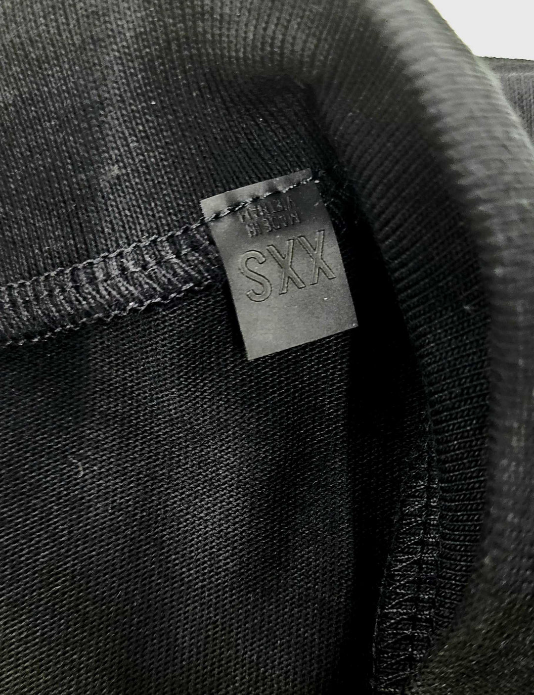 Fear of God ESSENTIALS - ESSENTIALS V-NECK