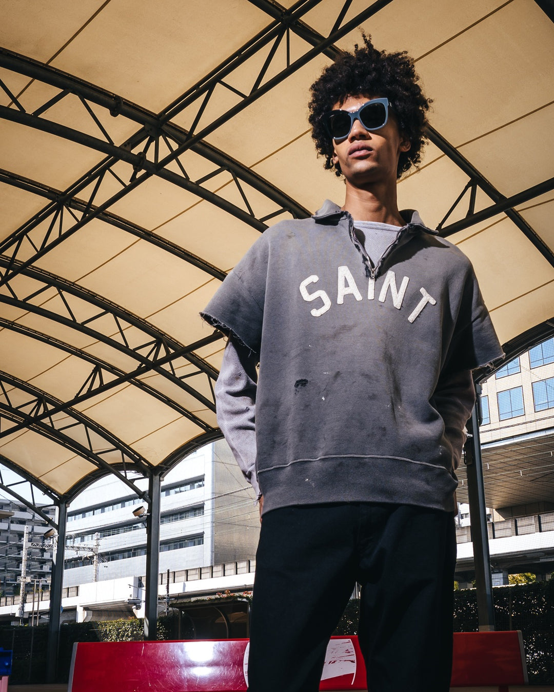 SS HALF ZIP SWEAT/SAINT