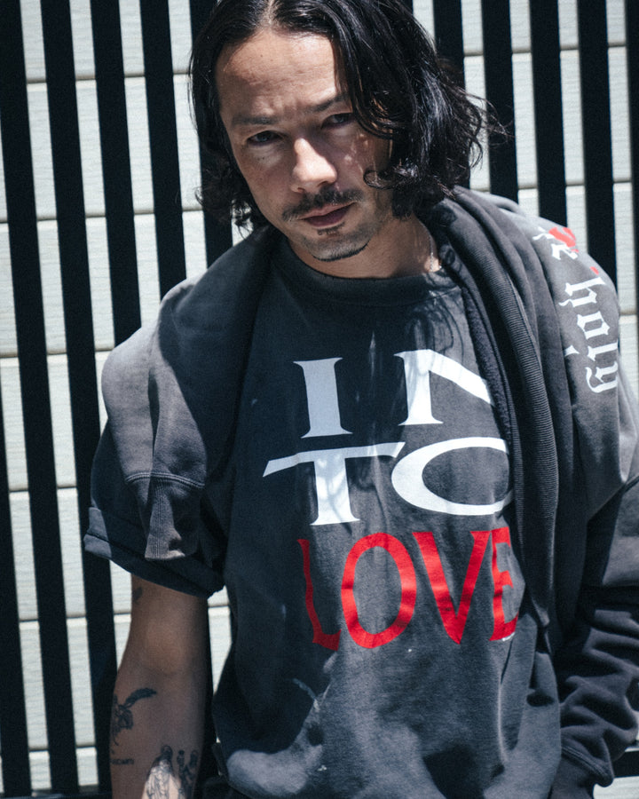 SS T-SHIRT/IN TO LOVE
