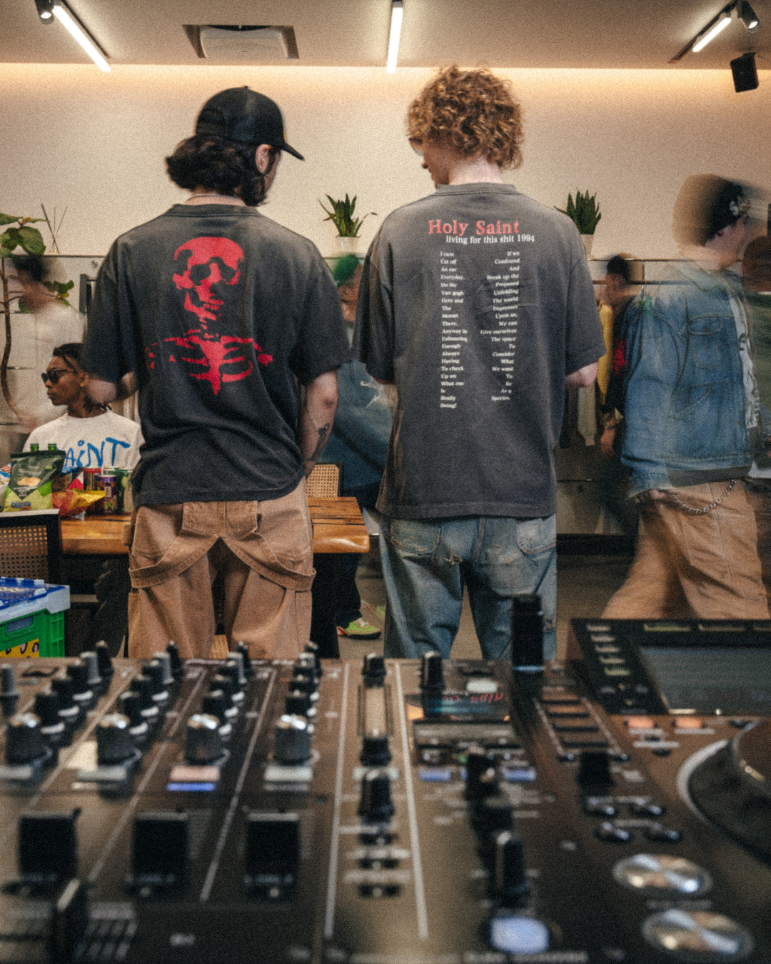 SS T-SHIRT/LOVE CICULATION