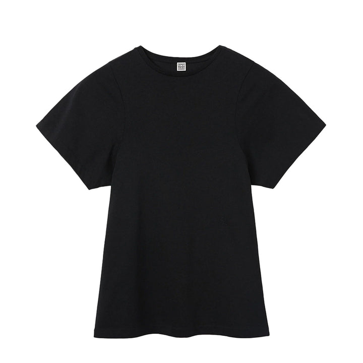 Curved seam tee black