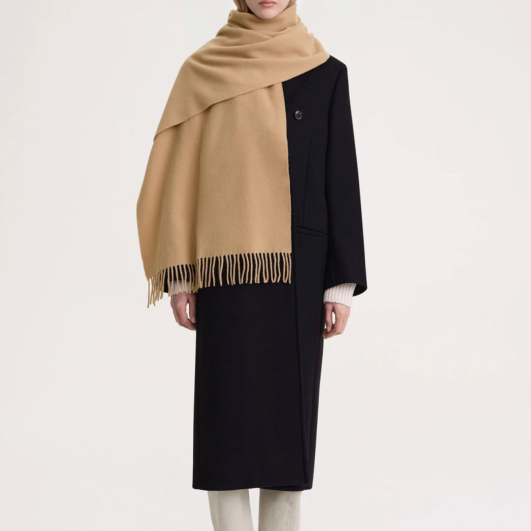 Classic Wool Scarf Camel