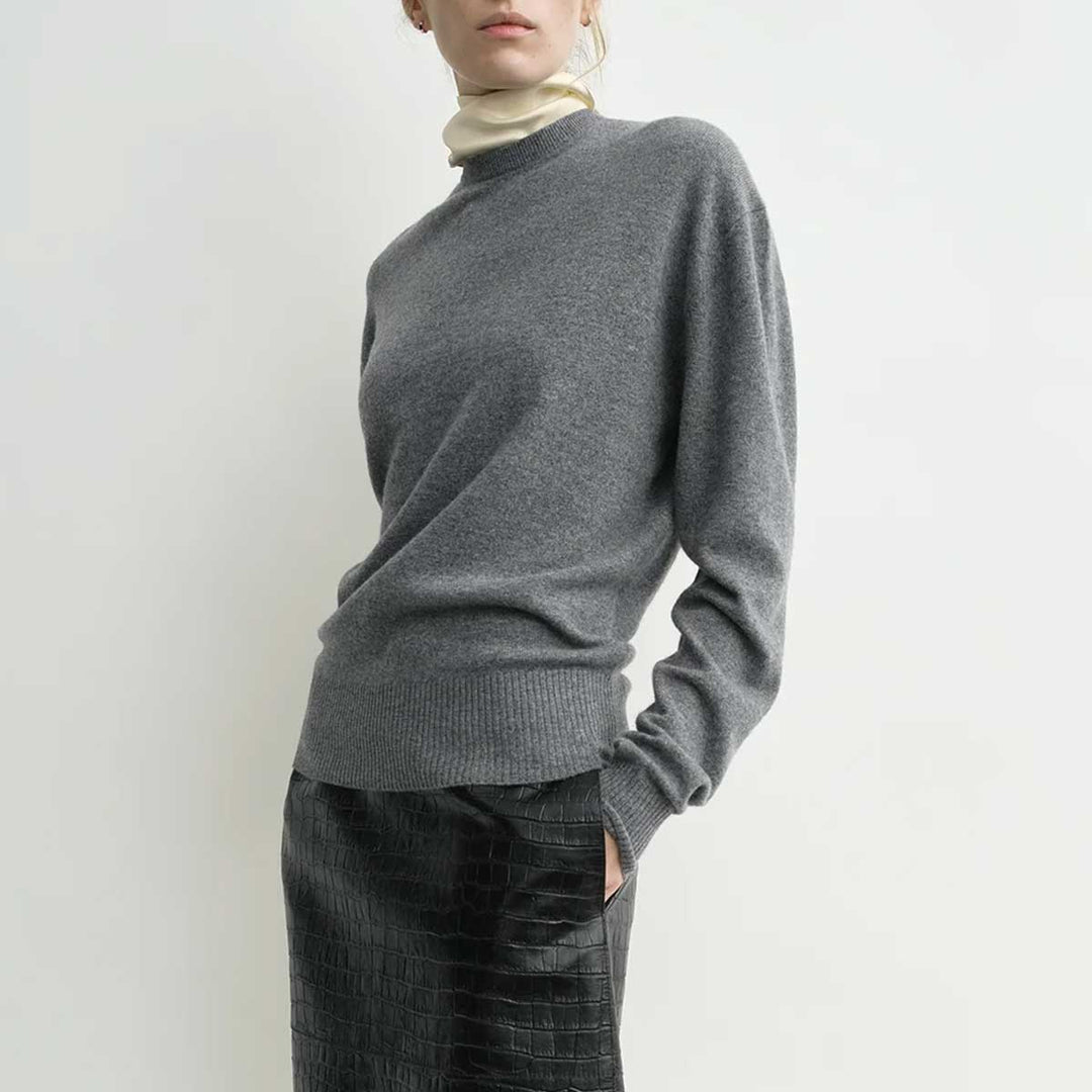 Classic cashmere crew knit