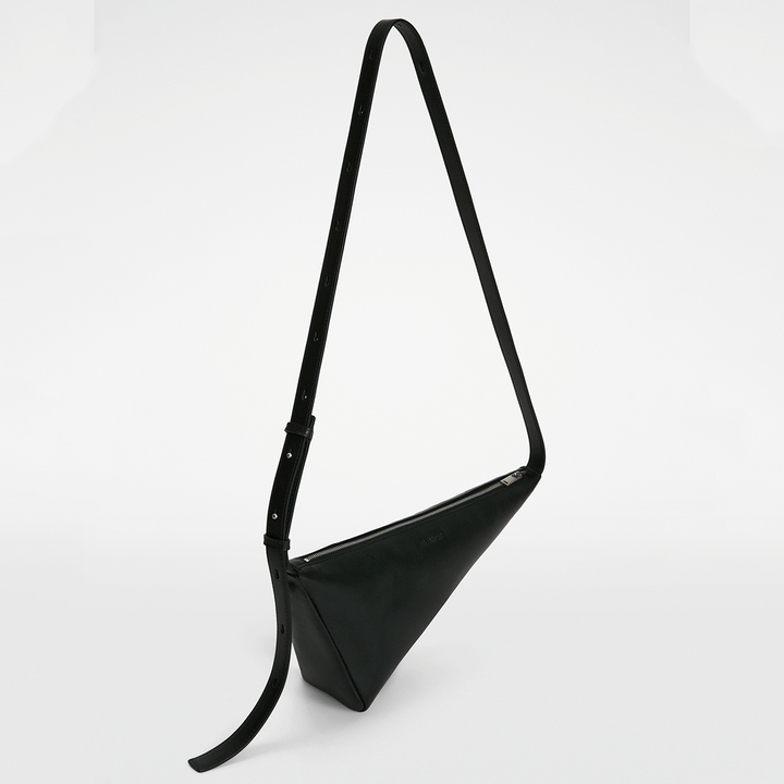 TRIANGLE CROSSBODY