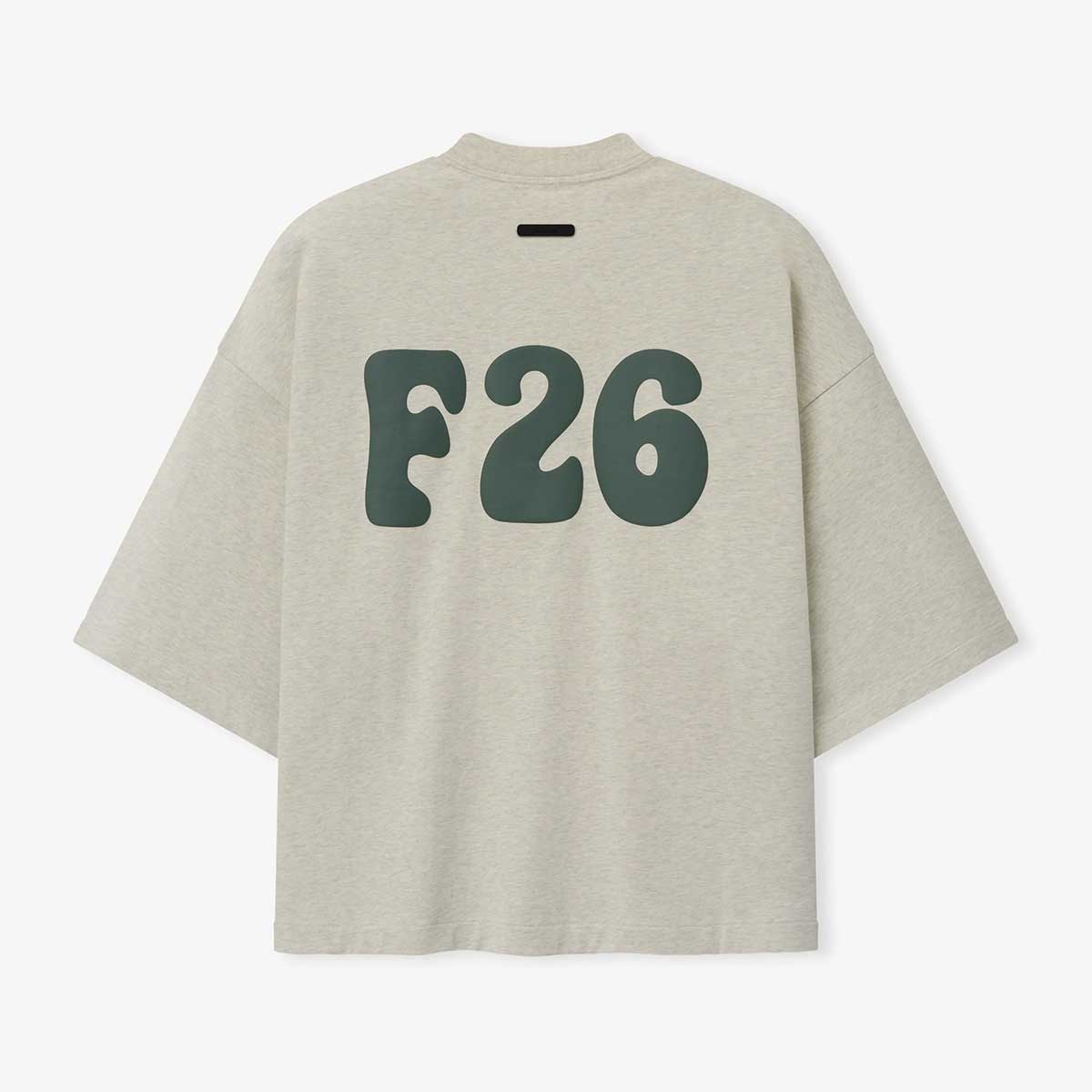 Fear of God ESSENTIALS (フィアオブゴッド エッセンシャルズ)