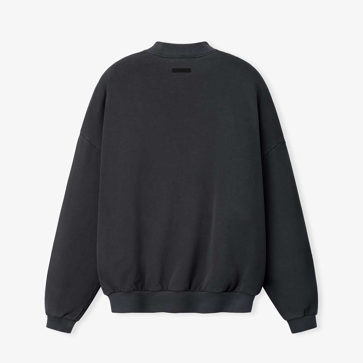 Fear of God ESSENTIALS (フィアオブゴッド エッセンシャルズ)