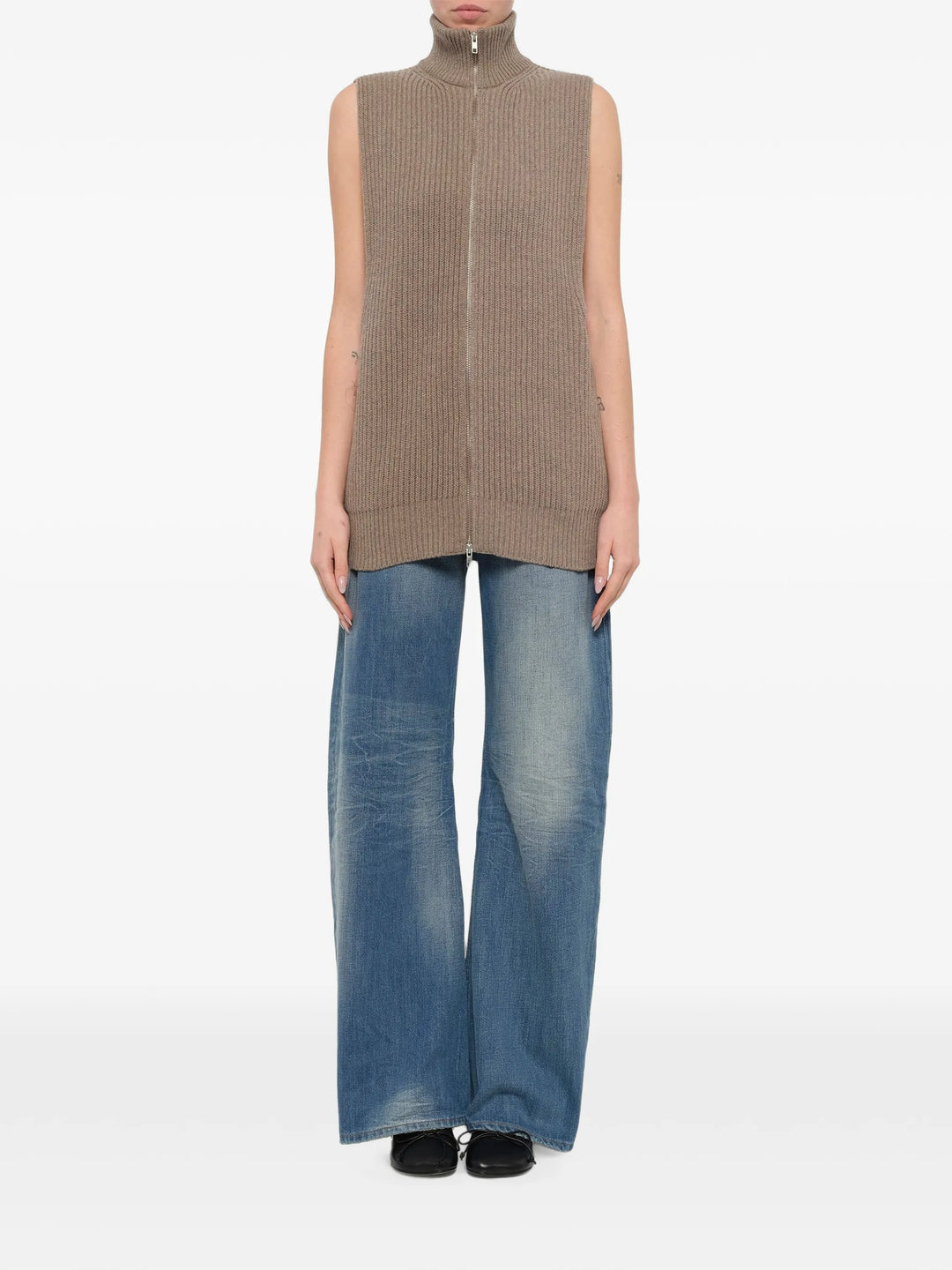 VEST