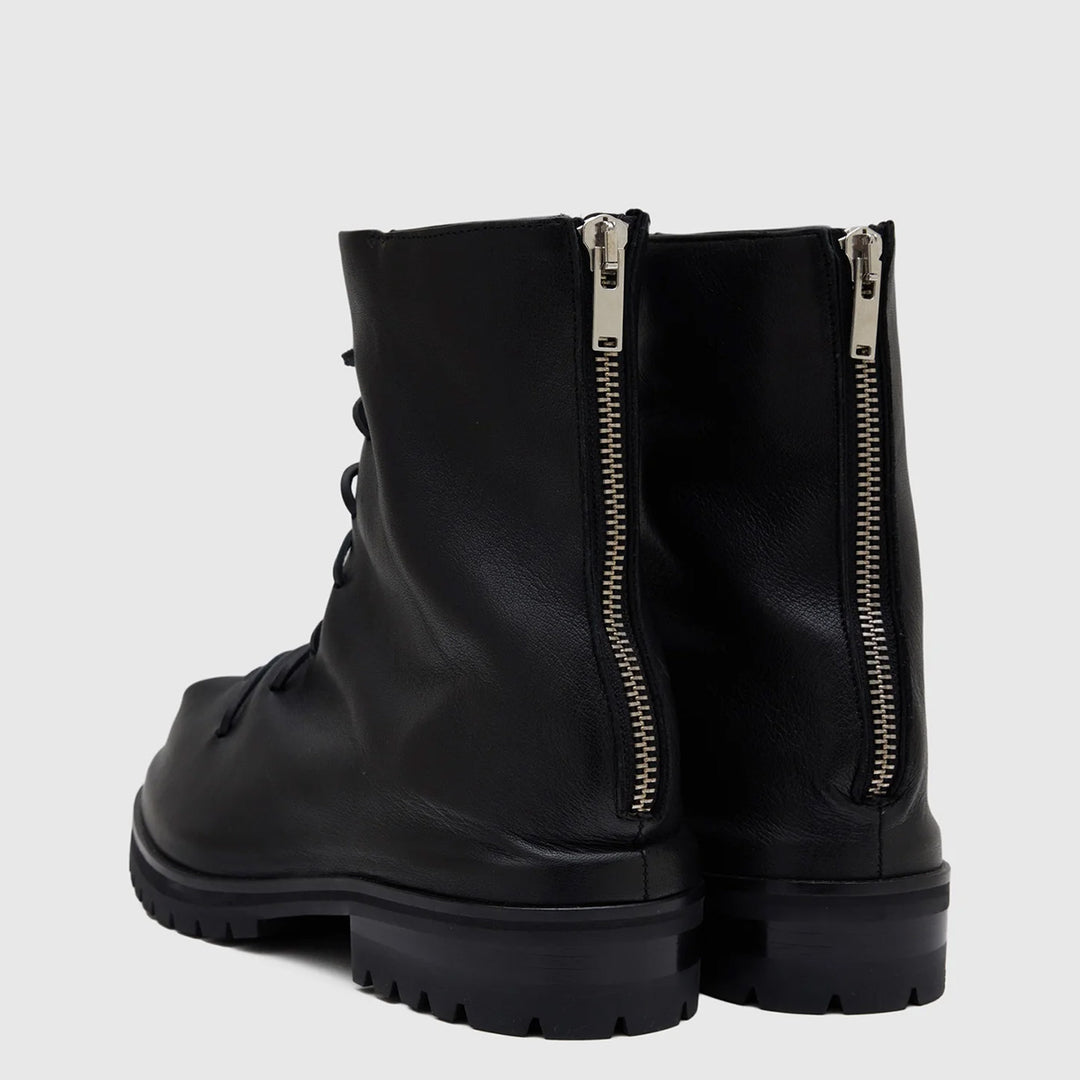 Lace-up Marathon Boot