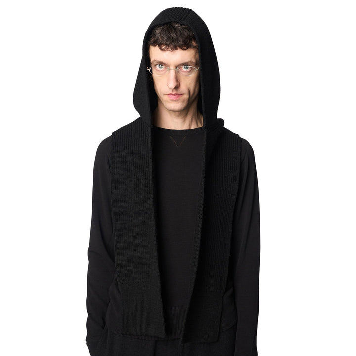 HOODED KNIT SCARF