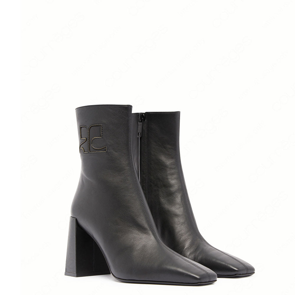 courrèges - HERITAGE LEATHER ANKLE BOOTS