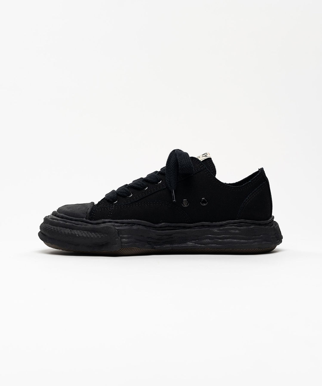 PETERSON 23 / original sole canvas Low-Top sneaker