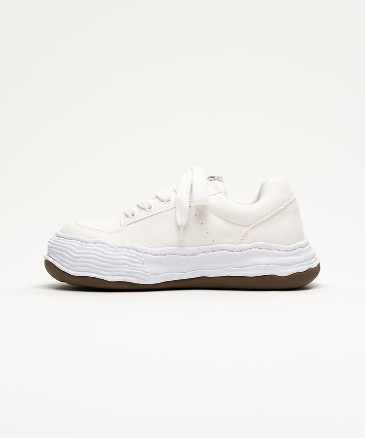 OLIVER / Original Sole Canvas Low-Top Sneaker