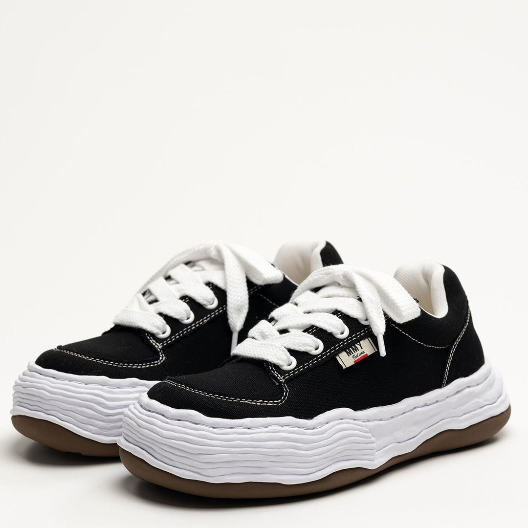 OLIVER / original sole canvas Low-Top sneaker