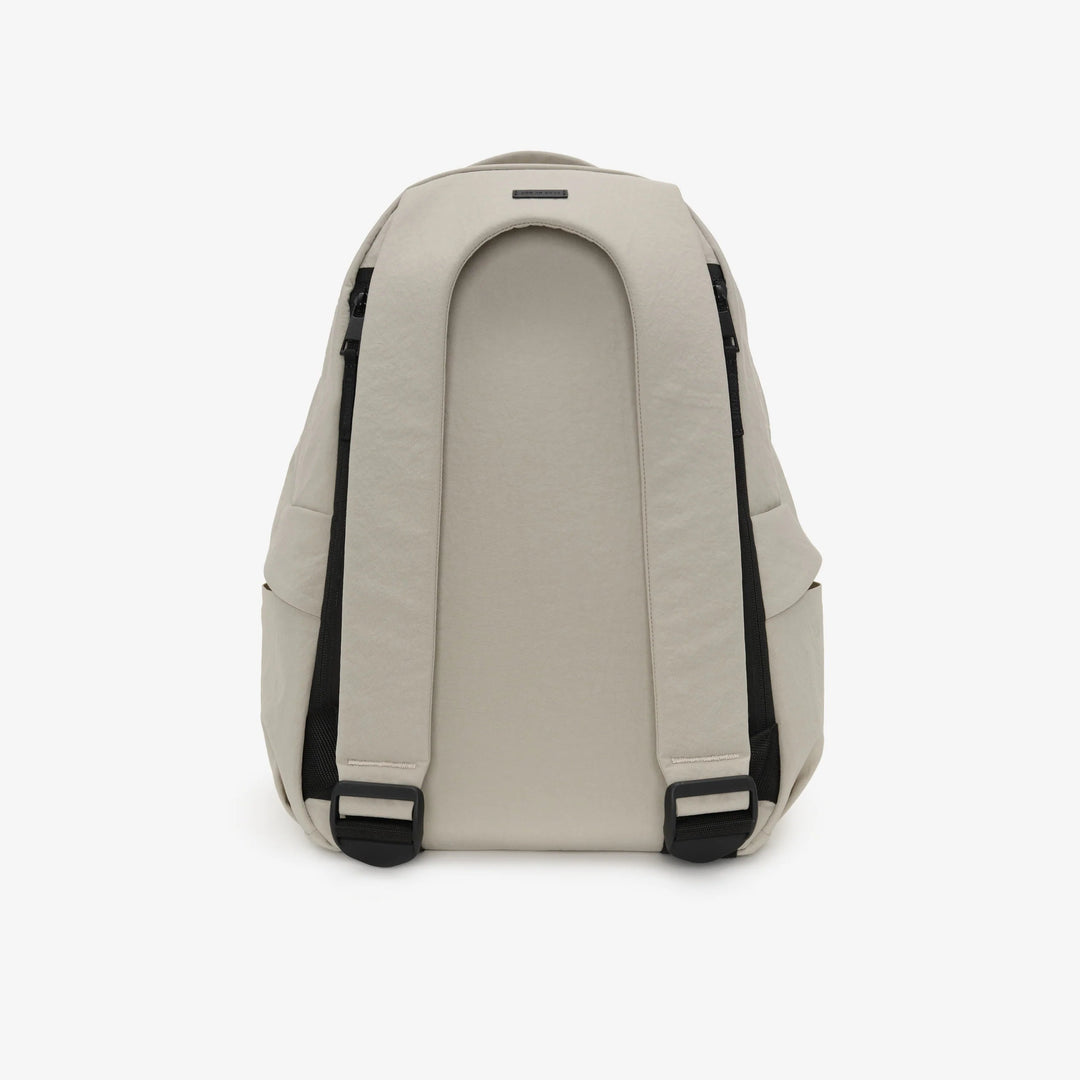 ESSENTIALS BACKPACK