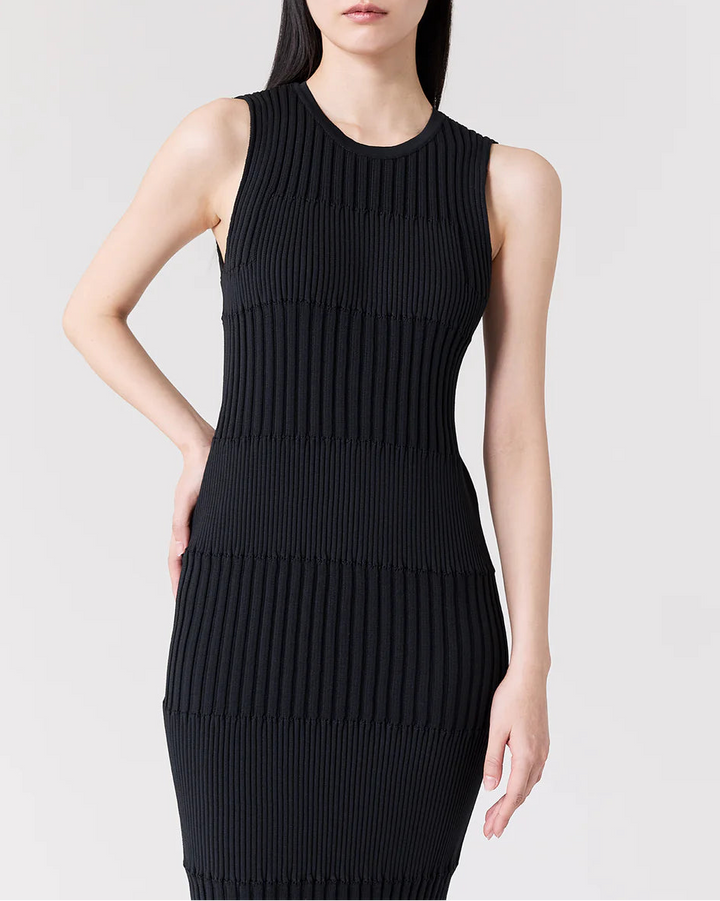 FLUTED SLEEVELESS MERMAID DRESS