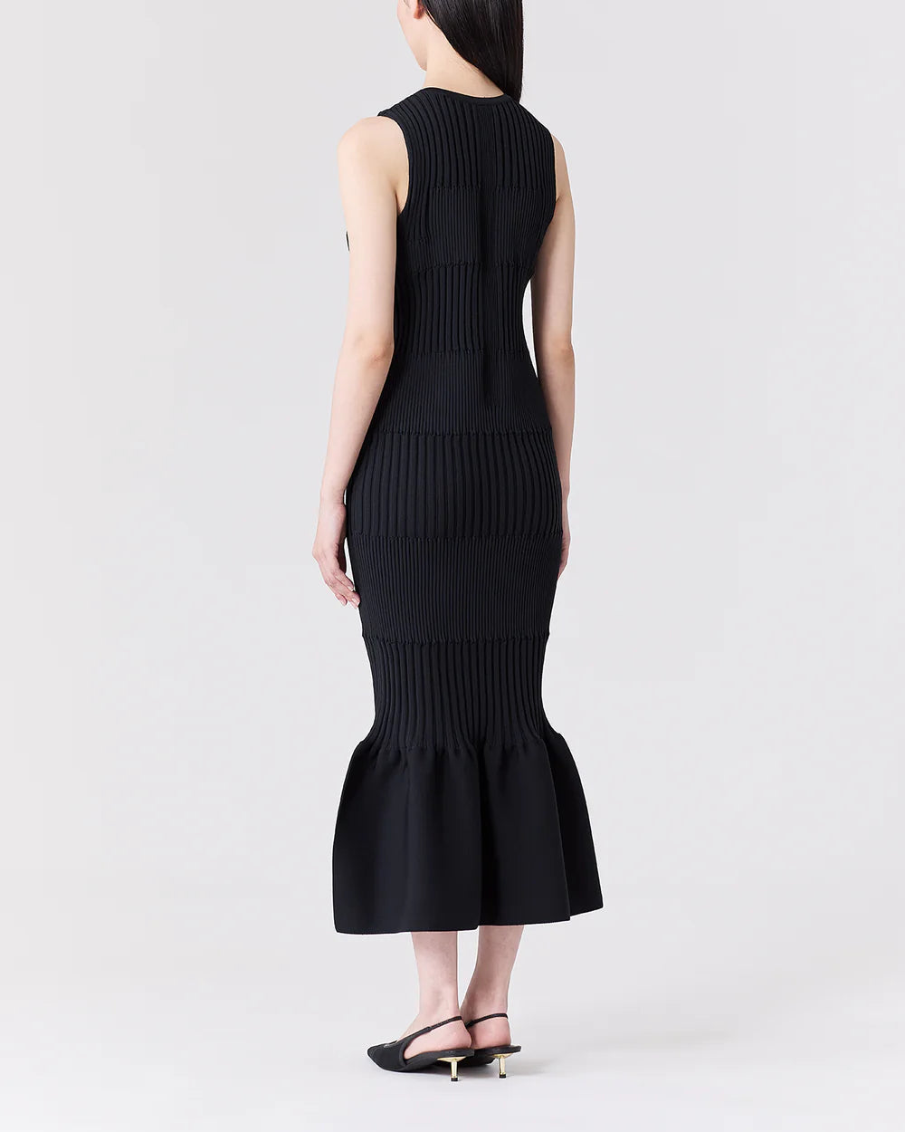 FLUTED SLEEVELESS MERMAID DRESS