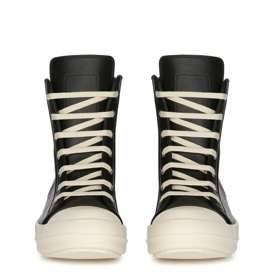 SNEAKS