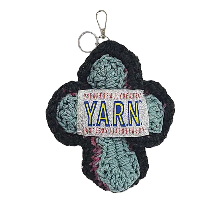 Y.A.R.N. - 3D Cross Handmade Knit Key Holder【H type】